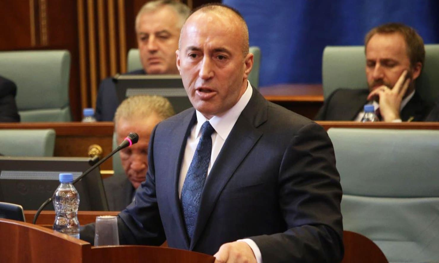 Shpërthen Haradinaj: Më vjen turp që kosovarët po protestojnë në Tiranë