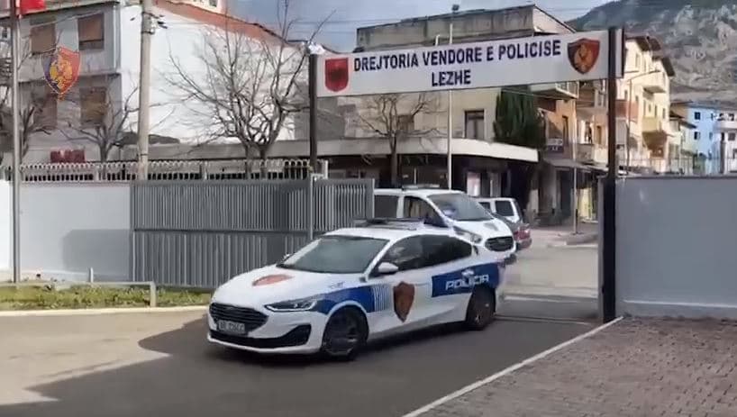 Tentoi të përplaste me makinë nënën e bashkëjetueses, arrestohet 28-vjeçari në Lezhë